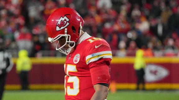 Patrick Mahomes est éliminé de la course au titre pour la première fois, ne parvenant pas à remporter le titre de division